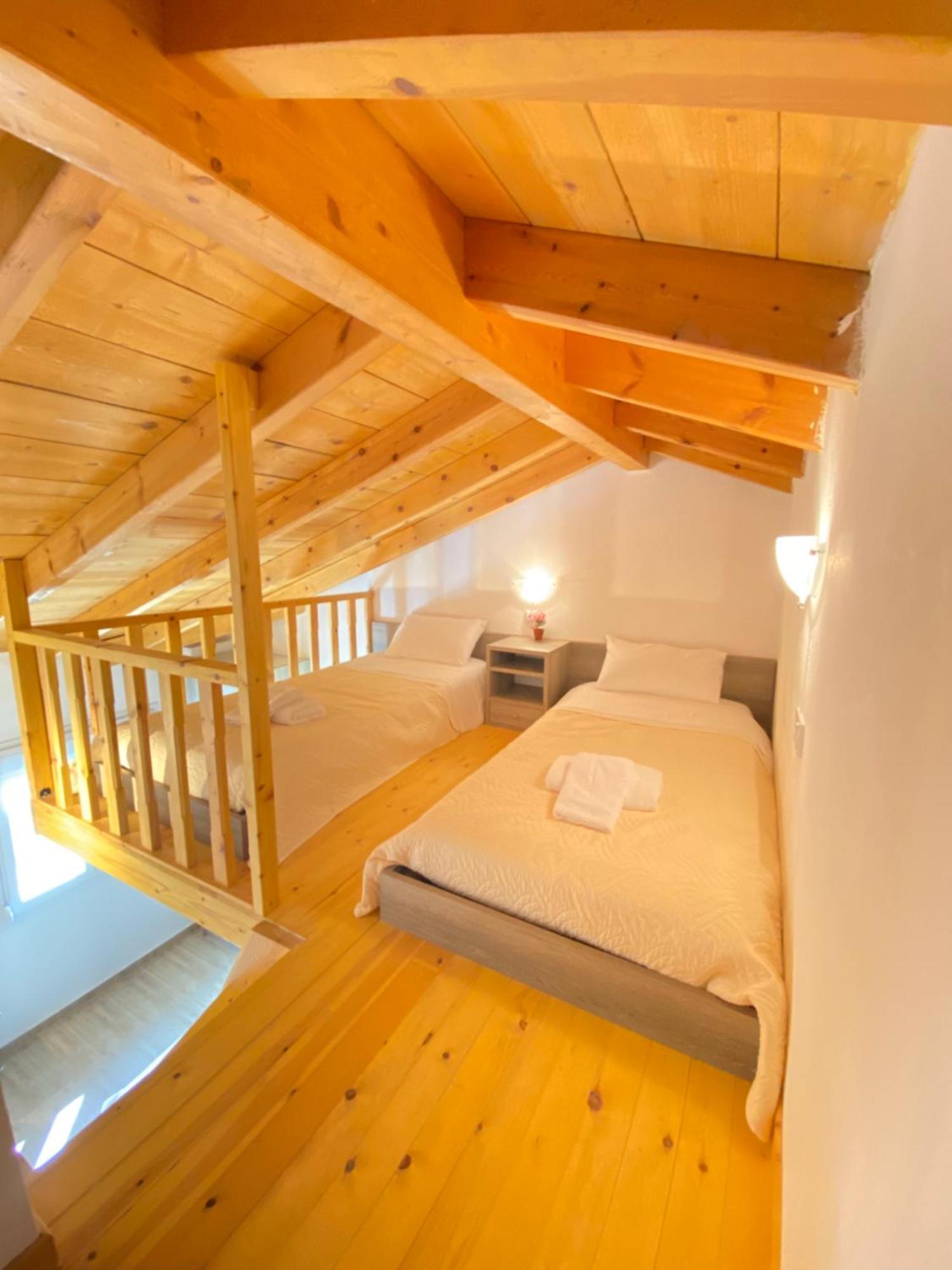 Theo Apartment ماراثياس المظهر الخارجي الصورة